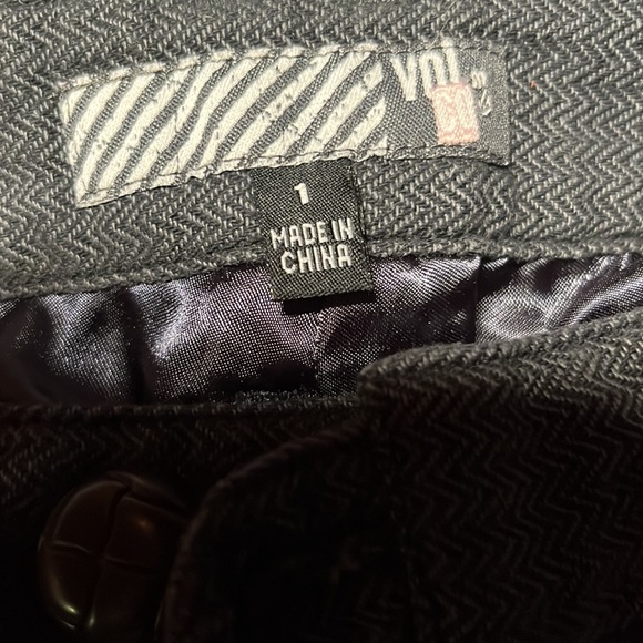 Grey Volcom dress pants.Dark Grey silky lining. Semi flared/ boot cut - Picture 3 of 8